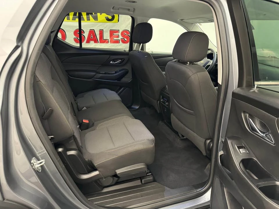 2020 Chevrolet Traverse - Image 8 of 18