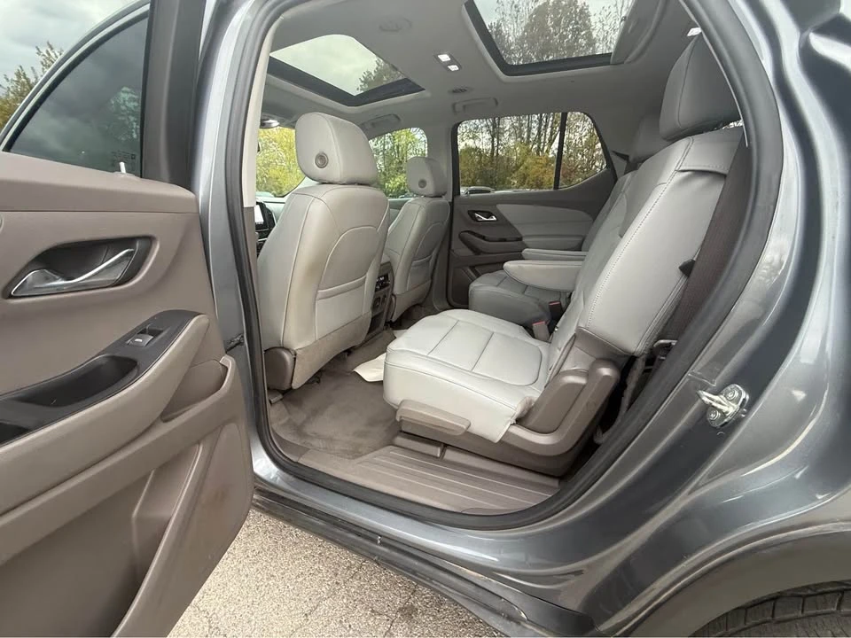 2020 Chevrolet Traverse - Image 5 of 13