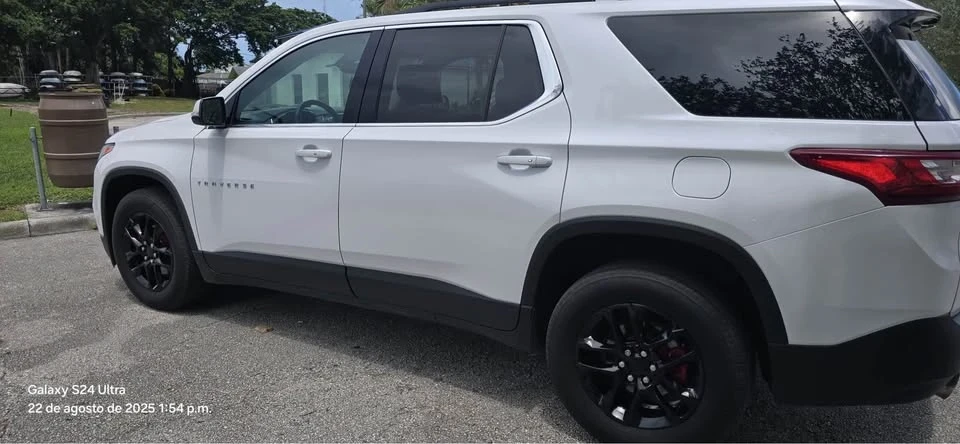 2020 Chevrolet Traverse - Image 8 of 13
