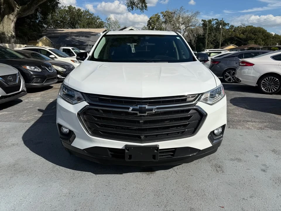 2020 Chevrolet Traverse - Image 2 of 15