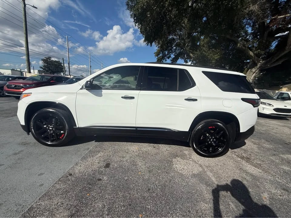 2020 Chevrolet Traverse - Image 8 of 15
