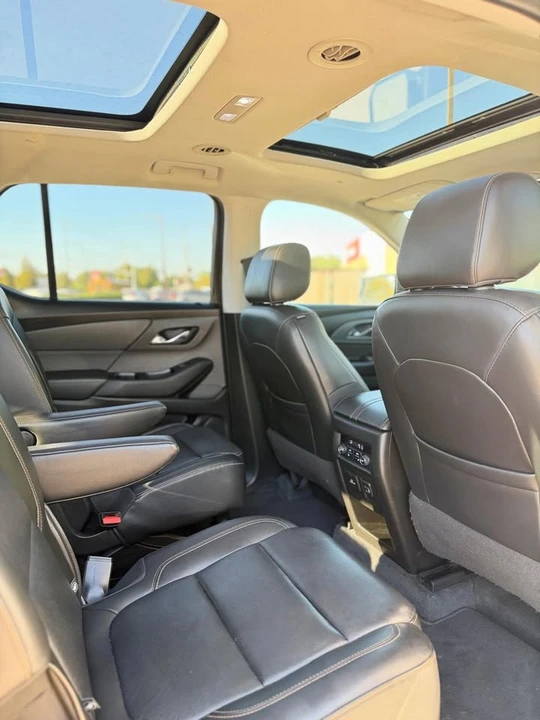 2020 Chevrolet Traverse - Image 7 of 12