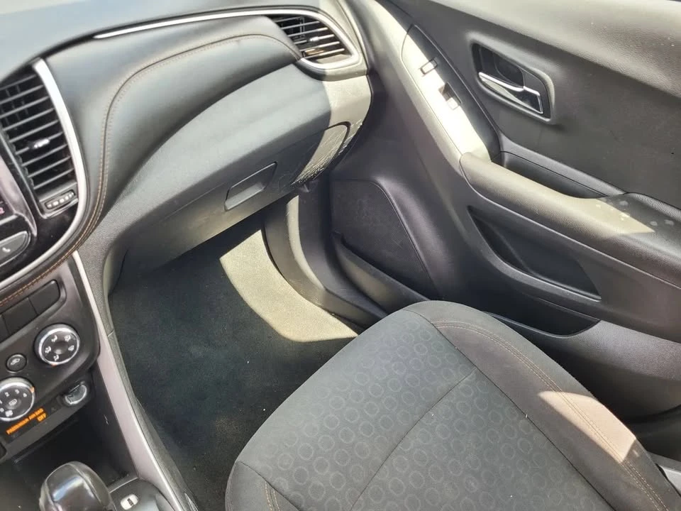 2020 Chevrolet Trax - Image 11 of 20