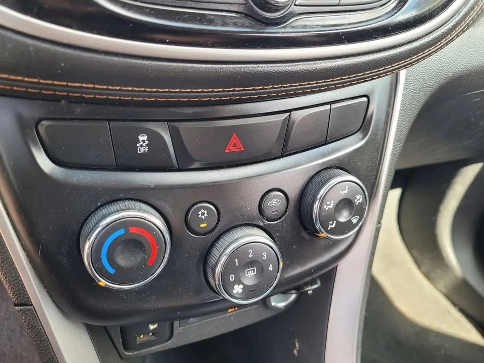 2020 Chevrolet Trax - Image 14 of 20