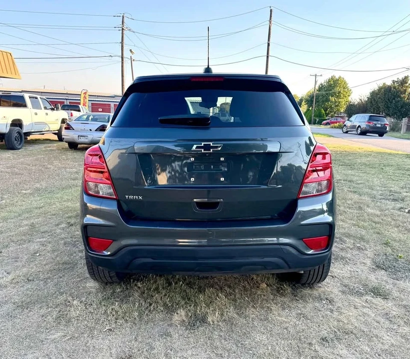 2020 Chevrolet Trax - Image 2 of 11