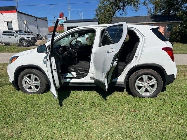 2020 Chevrolet Trax - Image 9 of 18
