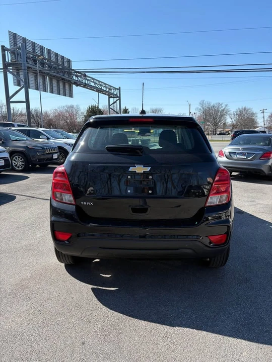2020 Chevrolet Trax - Image 10 of 11