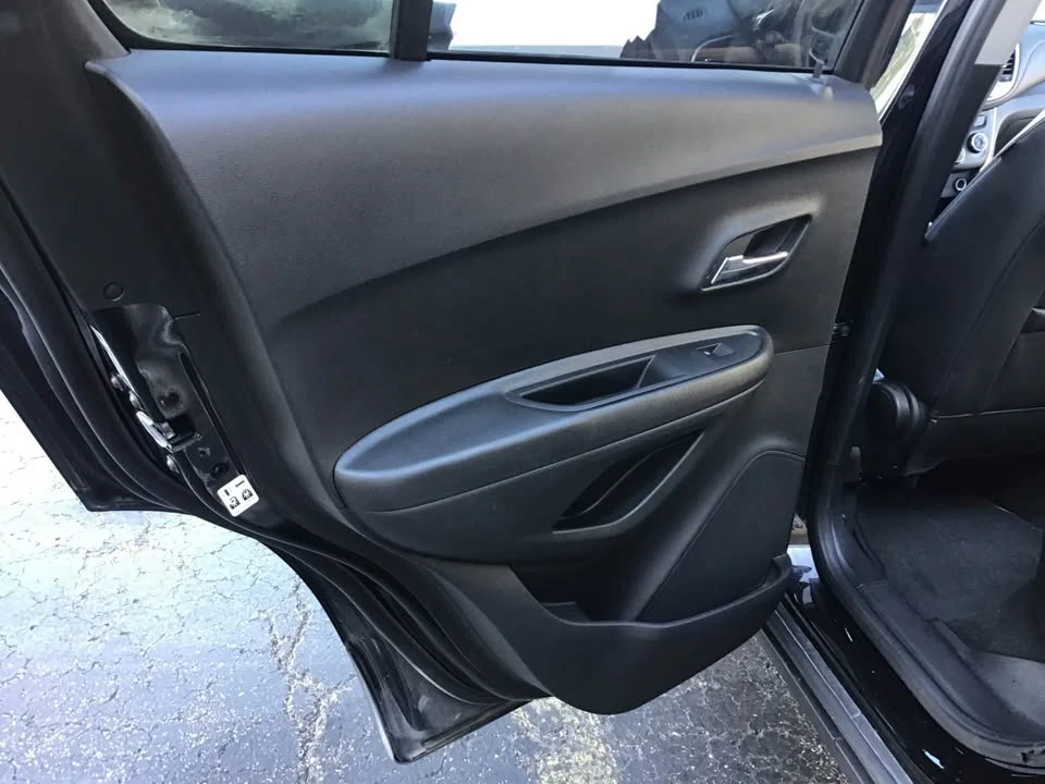 2020 Chevrolet Trax - Image 8 of 11