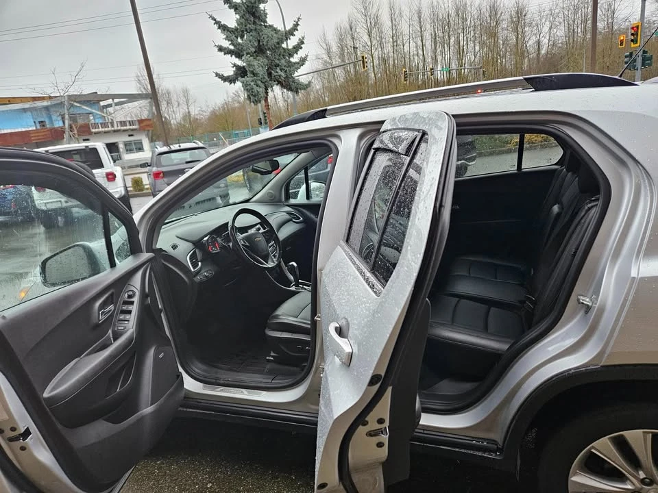 2020 Chevrolet Trax - Image 3 of 5