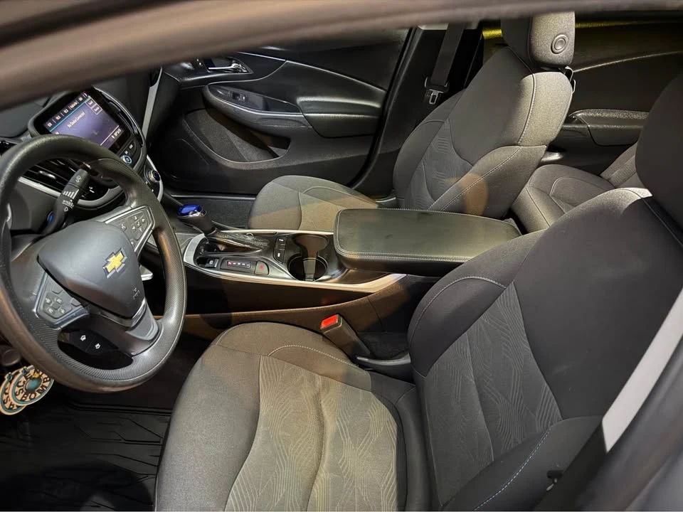 2020 Chevrolet Volt - Image 7 of 9