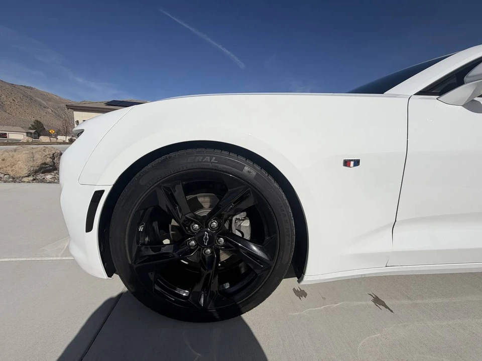 2020 Chevrolet Camaro 6th Gen - Image 6 of 12