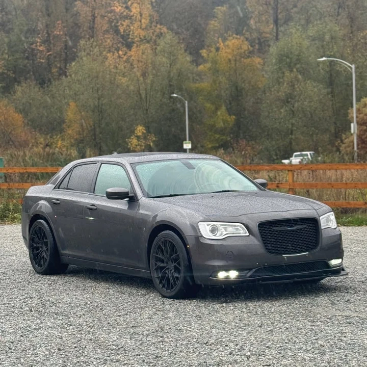 2020 Chrysler 300 (2005-2023) - Image 7 of 13