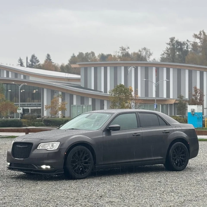 2020 Chrysler 300 (2005-2023) - Image 5 of 13