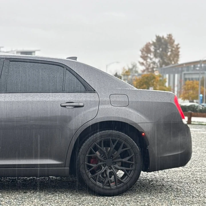 2020 Chrysler 300 (2005-2023) - Image 10 of 13
