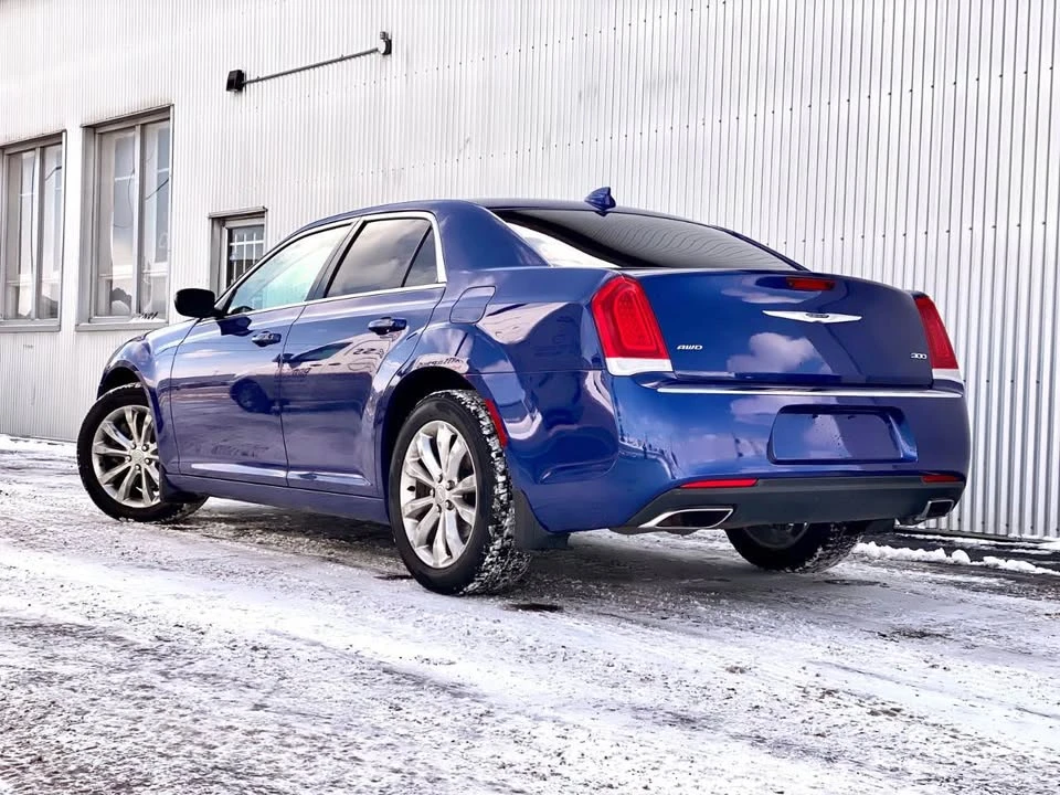 2020 Chrysler 300 (2005-2023) - Image 4 of 14