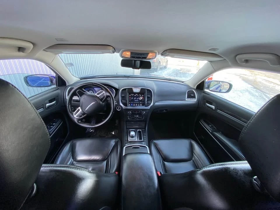 2020 Chrysler 300 (2005-2023) - Image 7 of 14