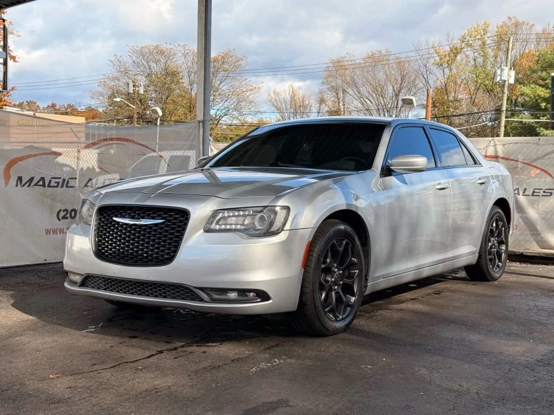 2020 Chrysler 300 (2005-2023) - Image 3 of 12