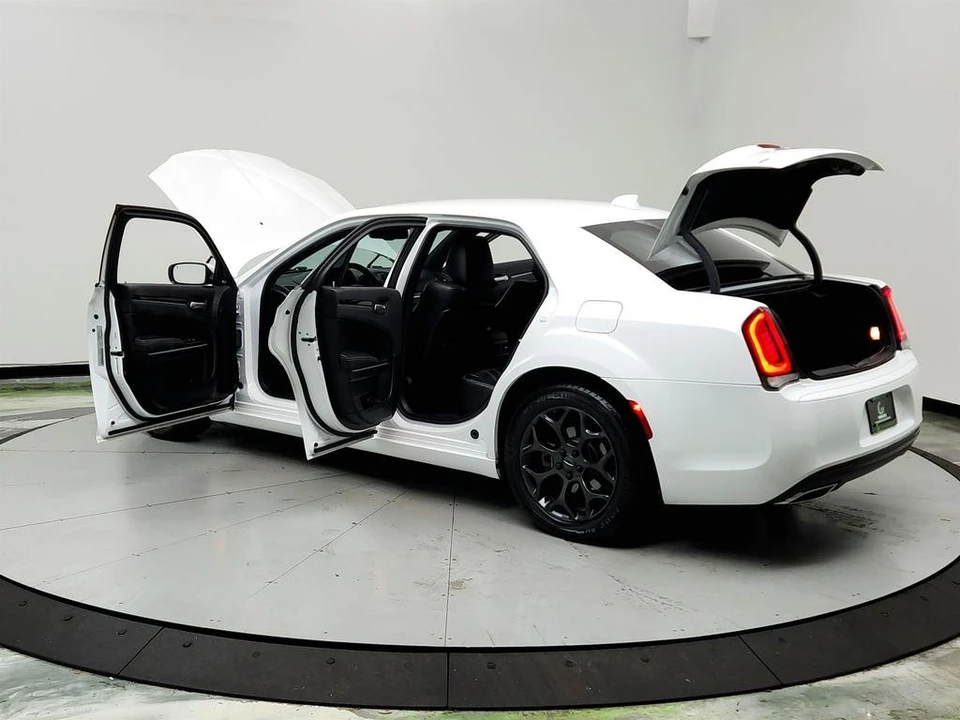 2020 Chrysler 300 (2005-2023) - Image 12 of 12