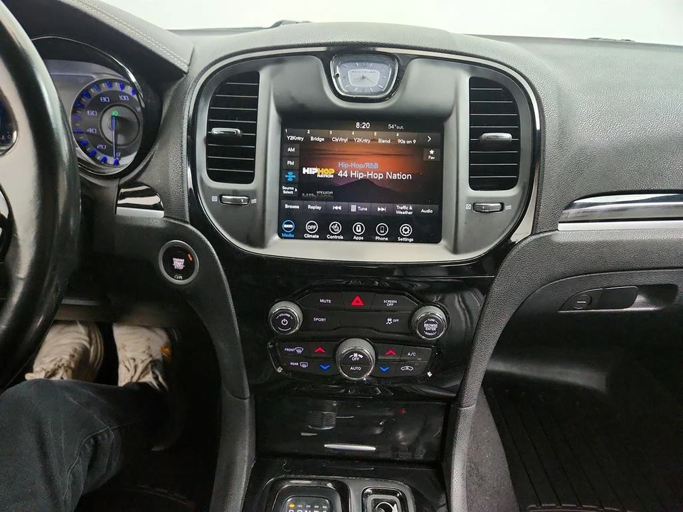 2020 Chrysler 300 (2005-2023) - Image 19 of 21