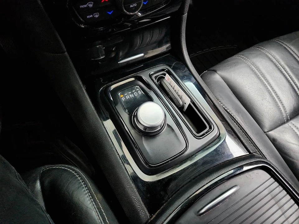 2020 Chrysler 300 (2005-2023) - Image 17 of 21