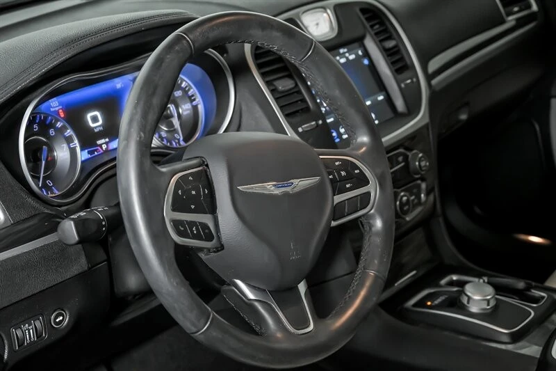 2020 Chrysler 300 (2005-2023) - Image 20 of 21