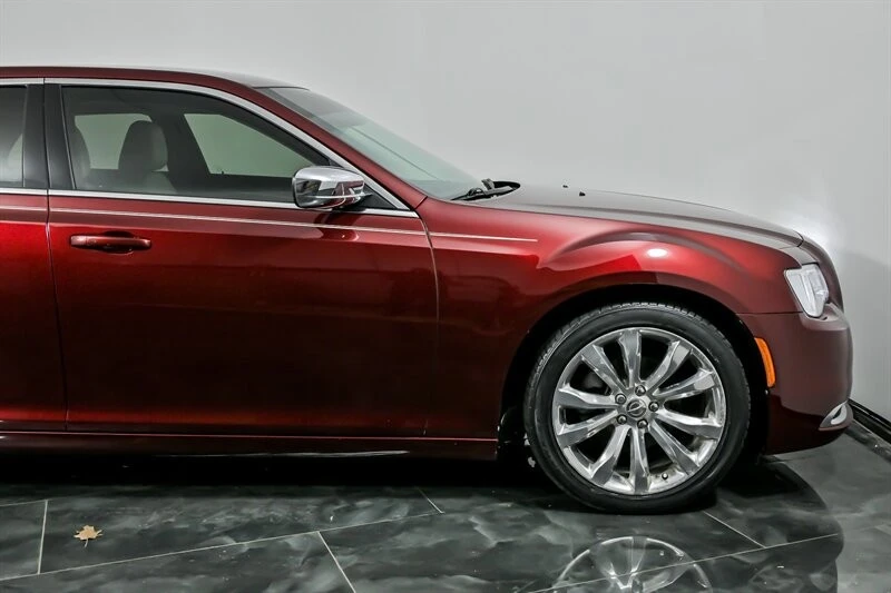 2020 Chrysler 300 (2005-2023) - Image 12 of 21