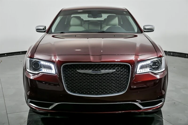 2020 Chrysler 300 (2005-2023) - Image 4 of 21