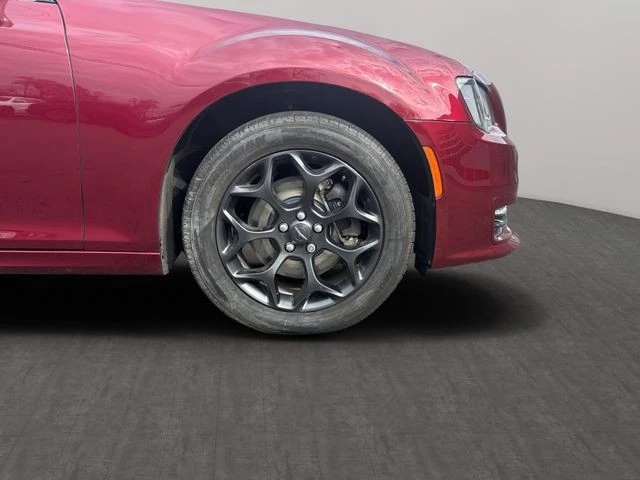 2020 Chrysler 300 (2005-2023) - Image 10 of 21