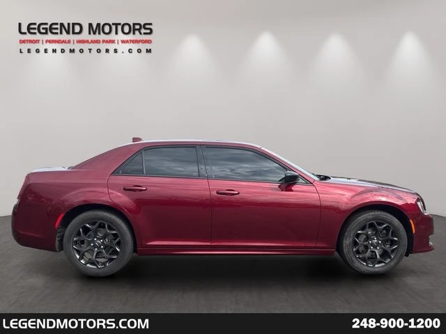 2020 Chrysler 300 (2005-2023) - Image 9 of 21