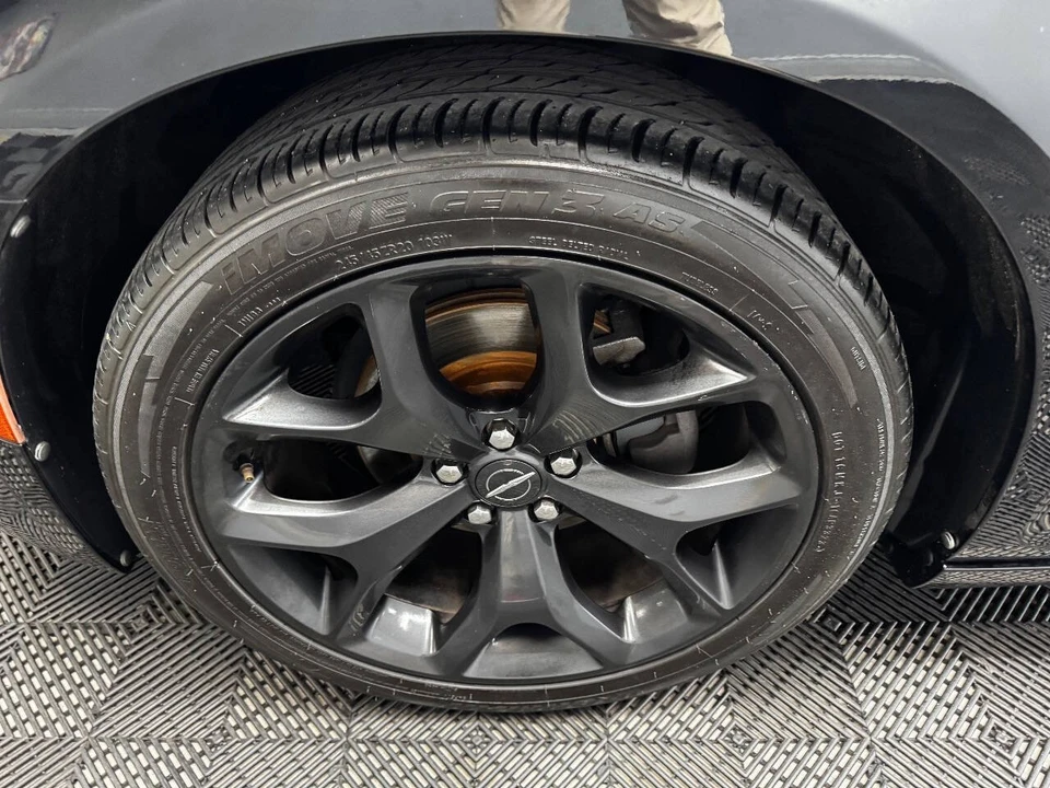 2020 Chrysler 300 (2005-2023) - Image 19 of 21