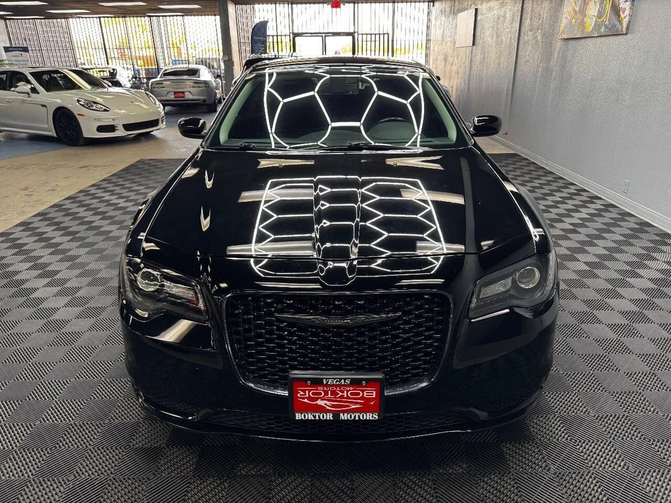 2020 Chrysler 300 (2005-2023) - Image 5 of 21