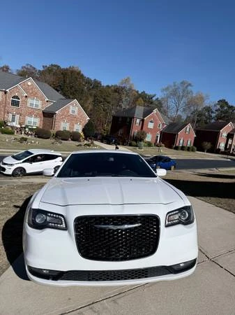 2020 Chrysler 300 (2005-2023) - Image 2 of 24