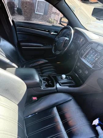 2020 Chrysler 300 (2005-2023) - Image 8 of 24