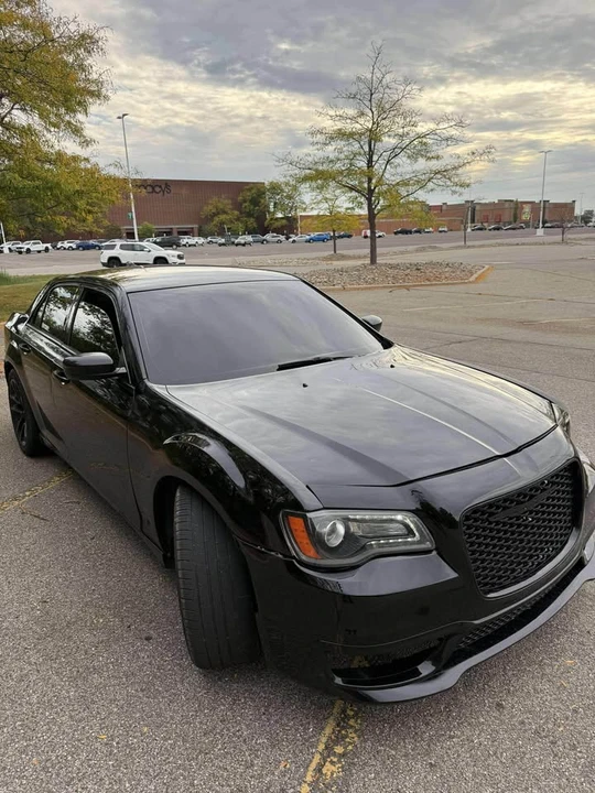 2020 Chrysler 300 (2005-2023) - Image 3 of 10