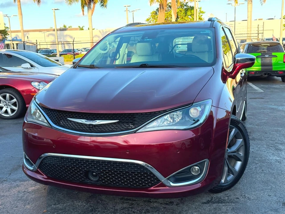 2020 Chrysler - Image 4 of 12