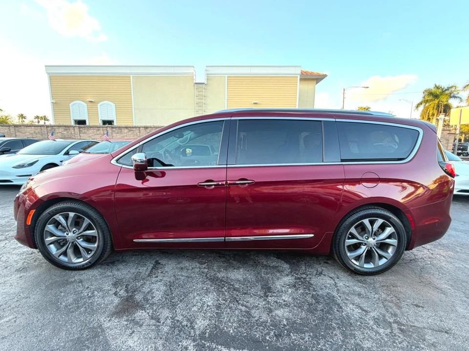 2020 Chrysler - Image 15 of 21