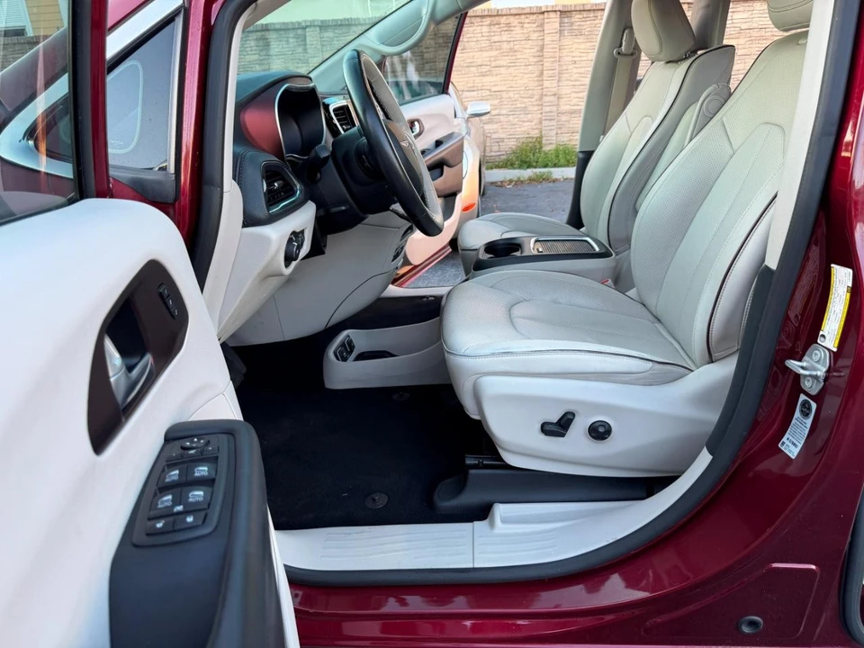 2020 Chrysler - Image 21 of 21