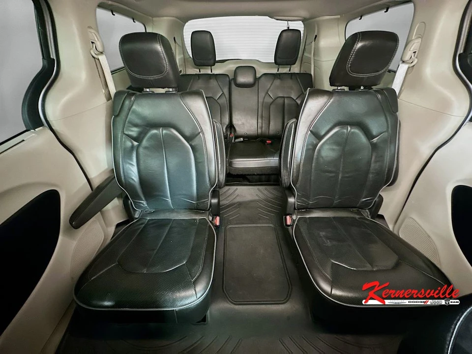 2020 Chrysler - Image 13 of 21