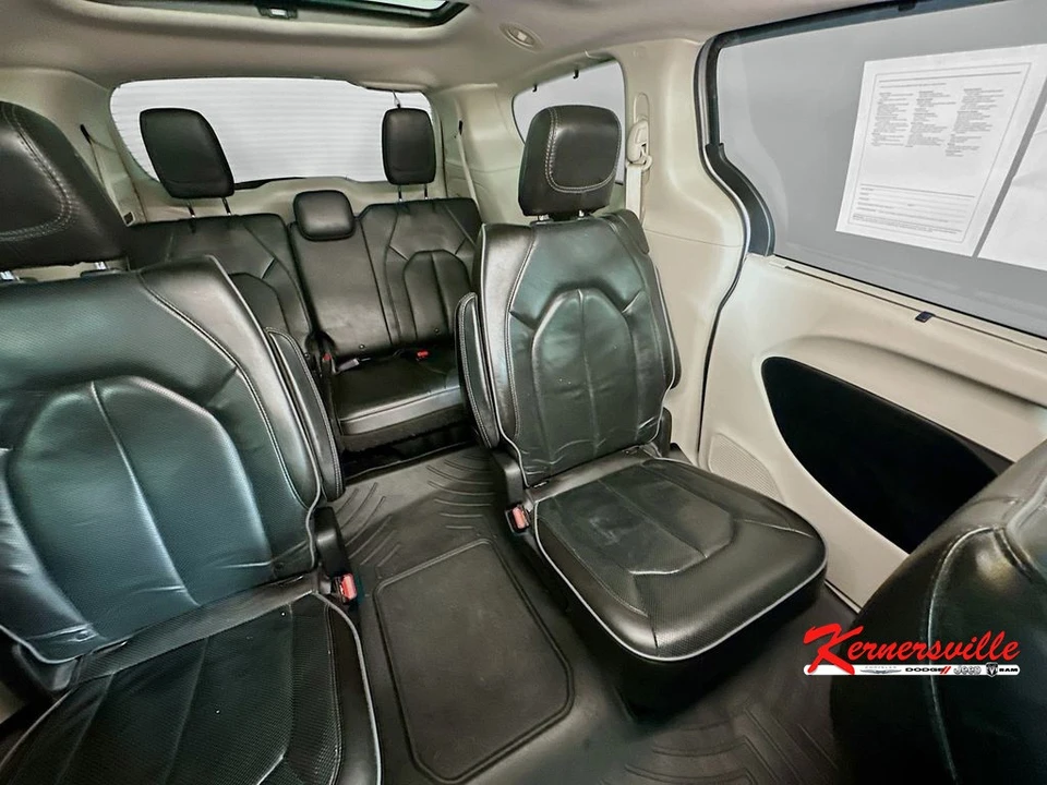 2020 Chrysler - Image 14 of 21