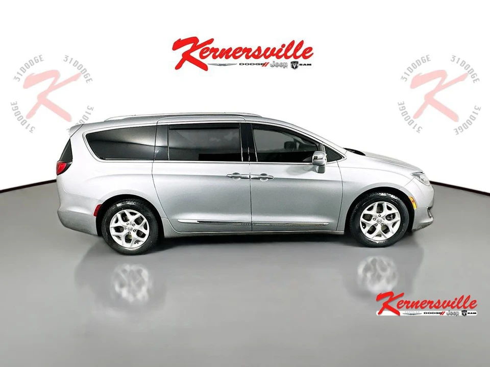 2020 Chrysler - Image 8 of 12