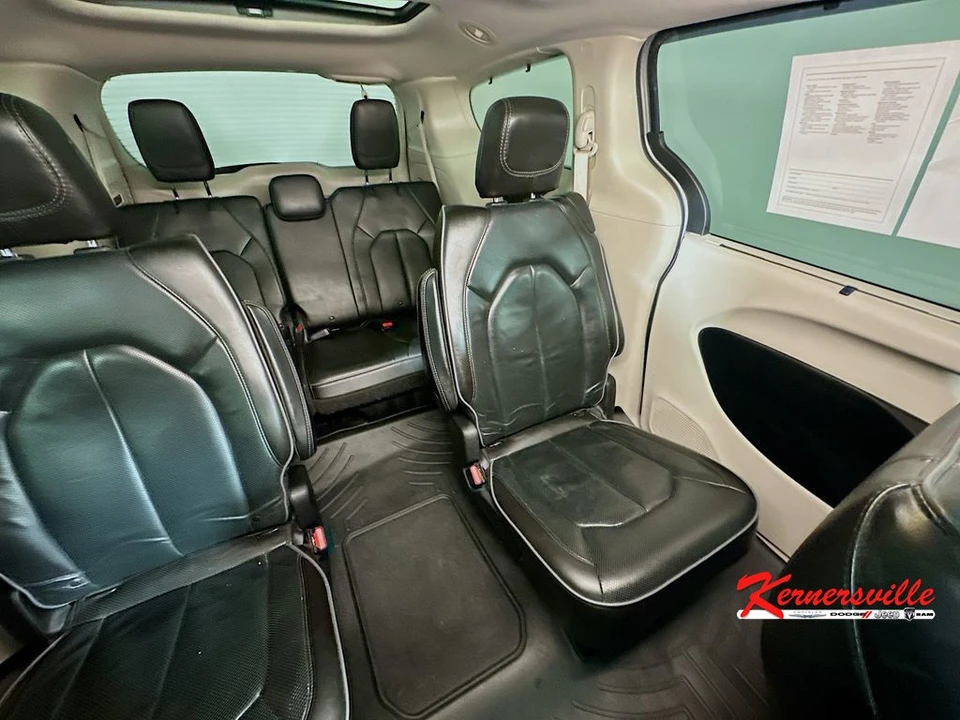 2020 Chrysler - Image 14 of 21