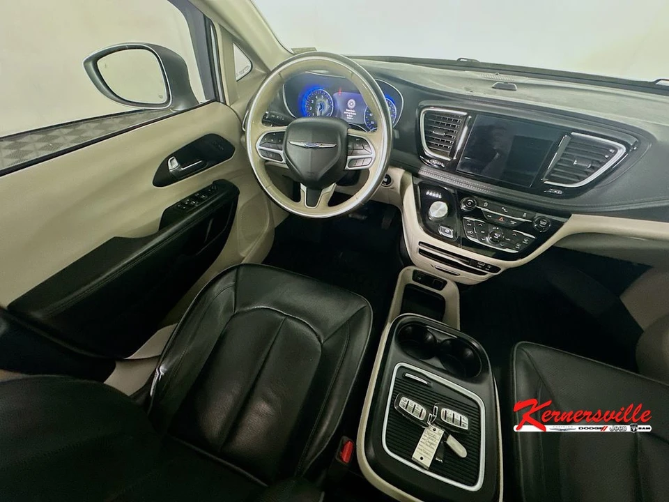 2020 Chrysler - Image 9 of 12