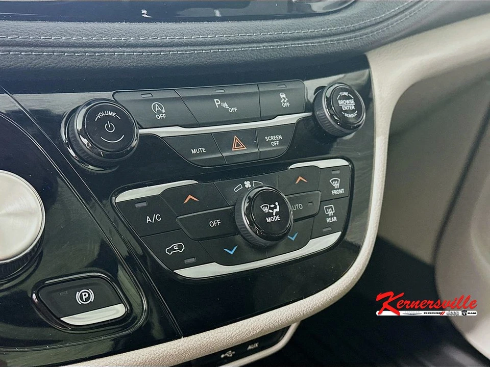 2020 Chrysler - Image 18 of 21