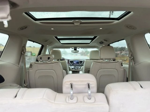 2020 Chrysler - Image 11 of 21