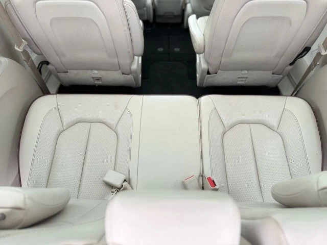 2020 Chrysler - Image 10 of 21
