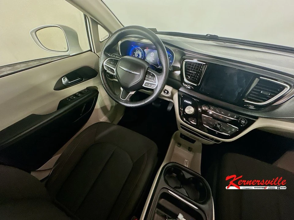 2020 Chrysler - Image 9 of 21