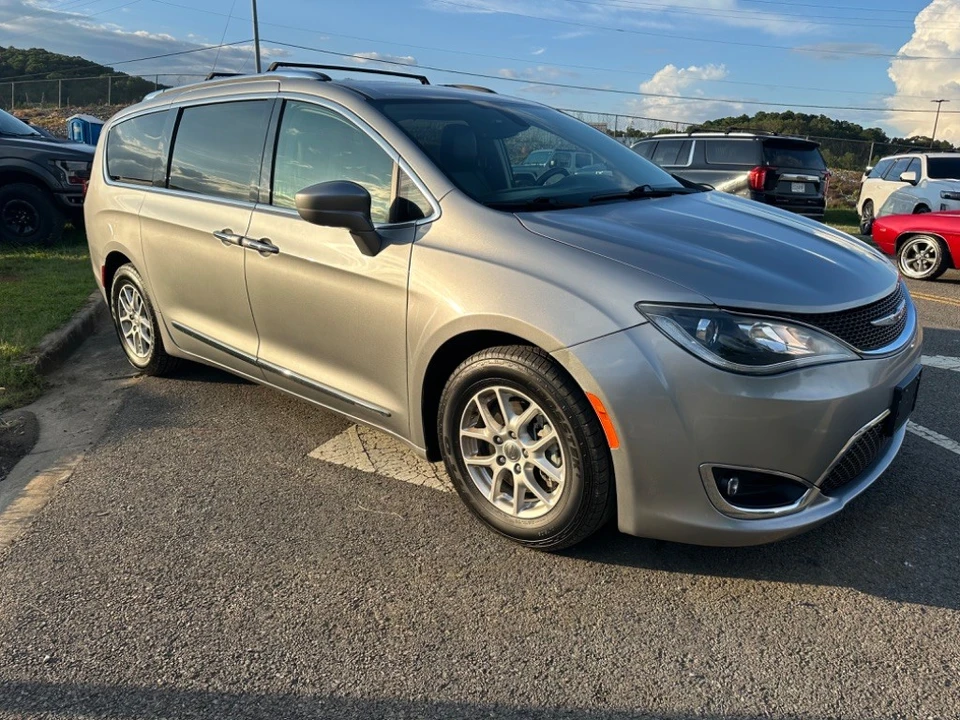 2020 Chrysler - Image 4 of 10