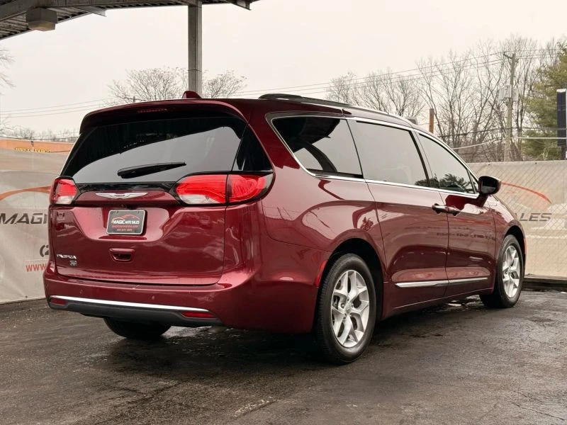 2020 Chrysler - Image 9 of 12