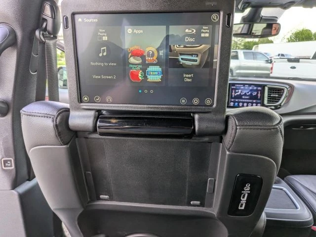 2020 Chrysler - Image 19 of 21