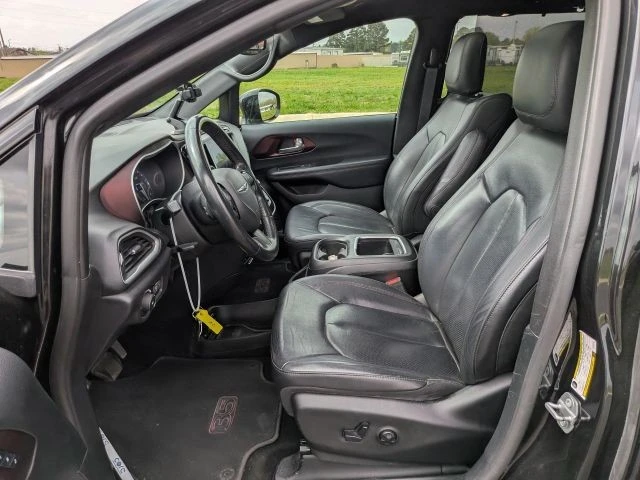 2020 Chrysler - Image 6 of 8